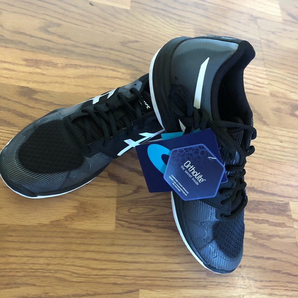 Black ASICS volleyball/ running shoes- NEW